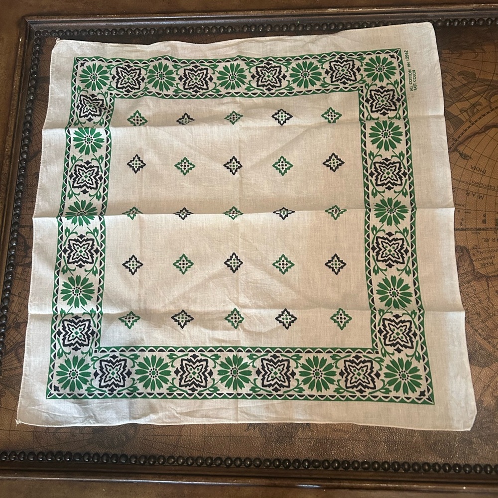 Bundle/lot 7 scarves/wraps red one with stain retro hippie boho vibe